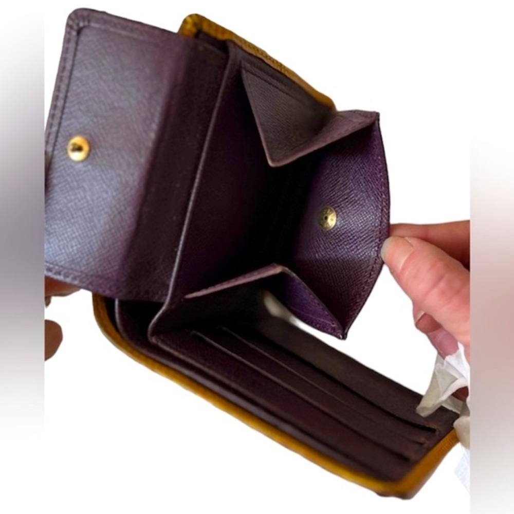 Louis Vuitton Yellow Epi Wallet - Picture 6 of 13